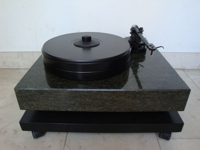 gramofon.jpg